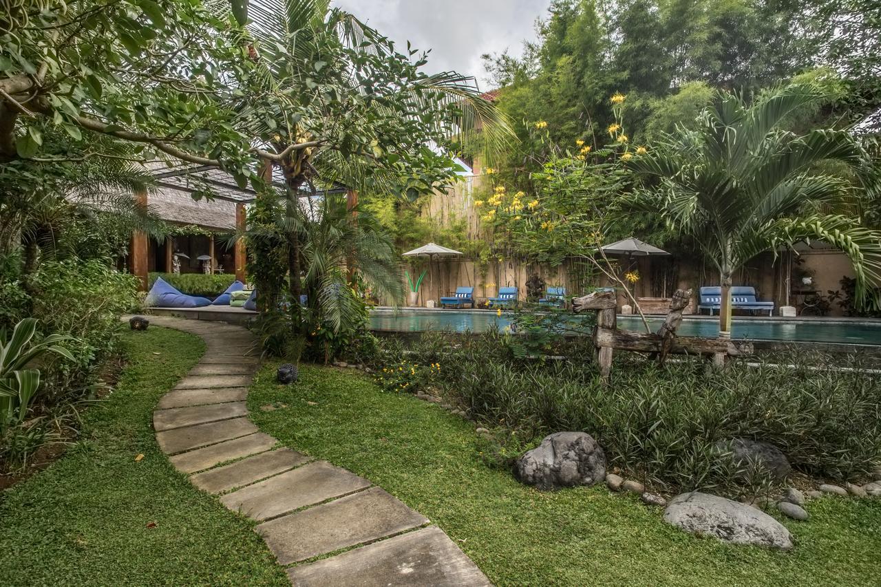 Wayang Retreat Hotel Canggu  Exterior photo